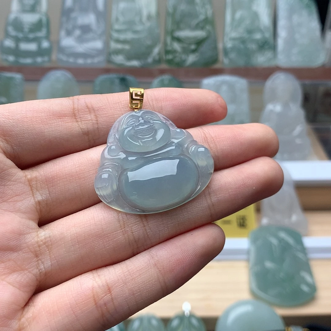 翡翠未镶嵌颈饰佛公