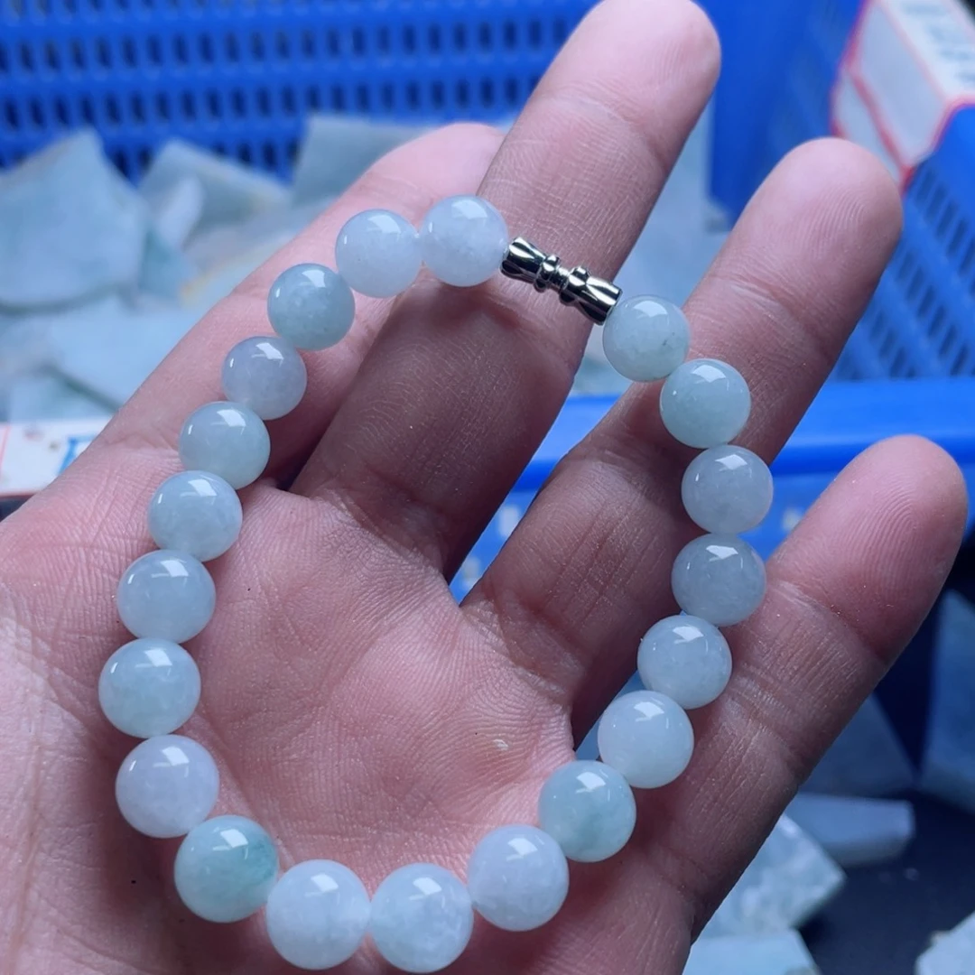 翡翠手链未镶嵌一***三翡翠