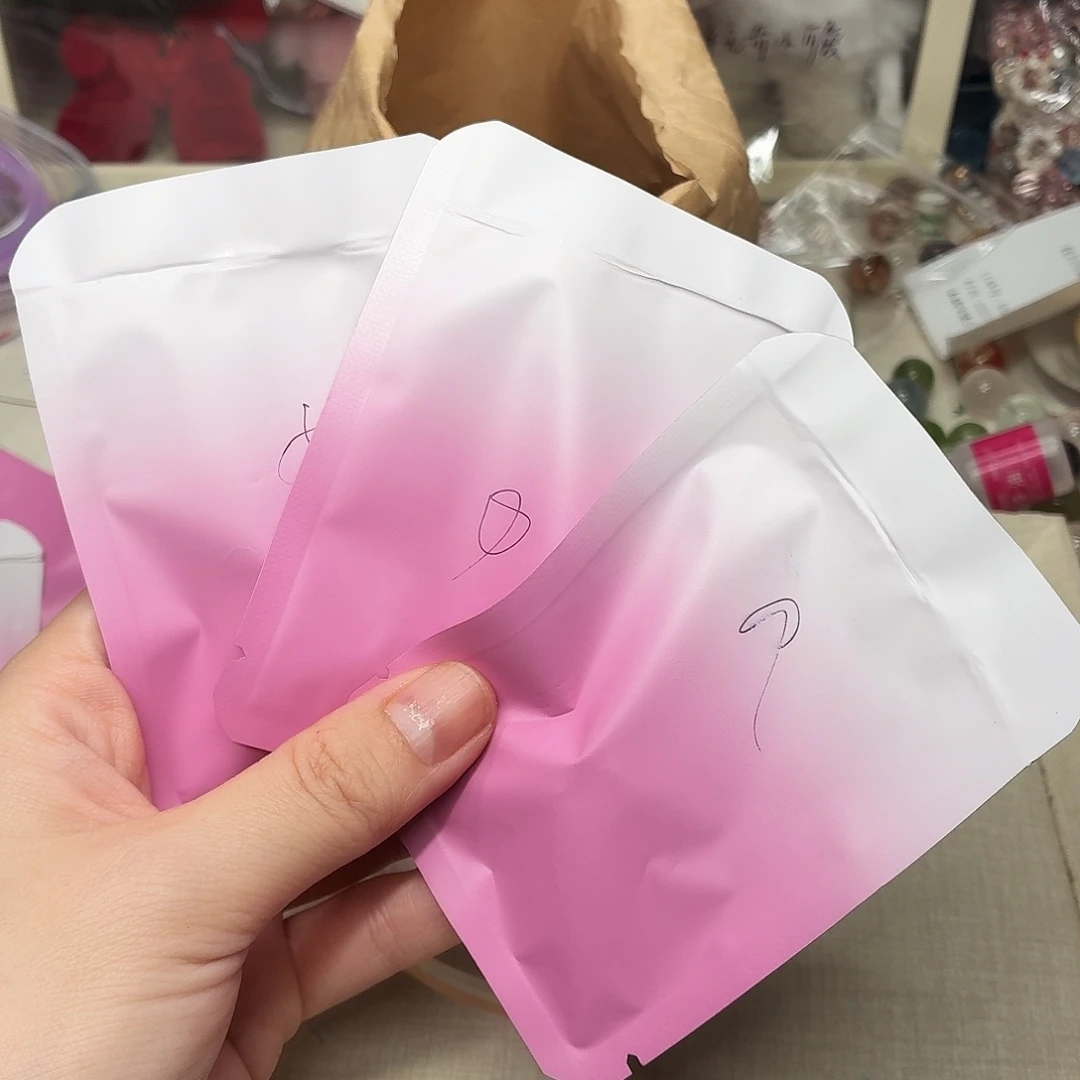 水晶手链未镶嵌里*?定向富婆