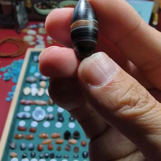 梦***有玛瑙/玉髓未镶嵌珠子天然原矿玛瑙