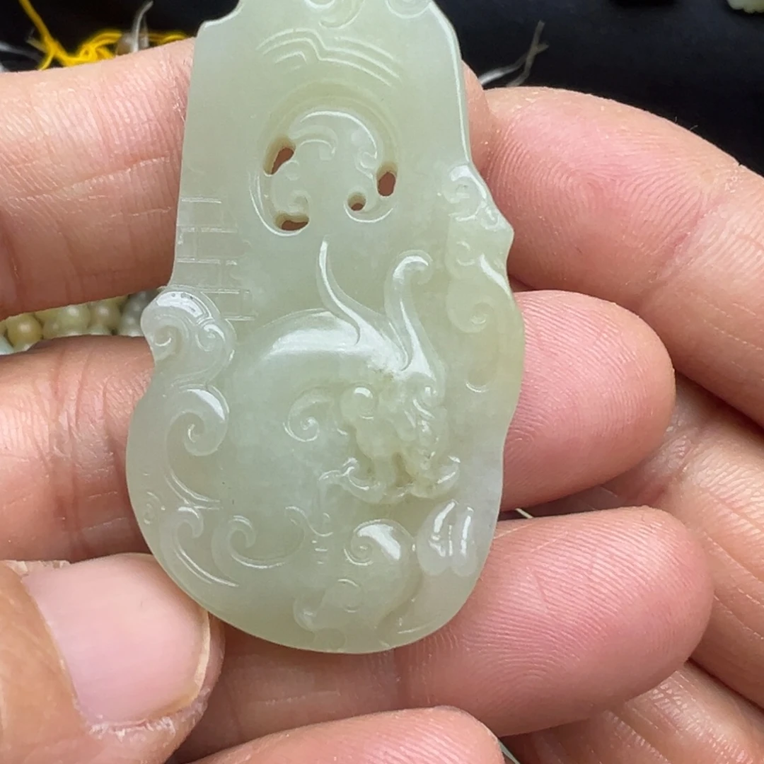 和田玉（糖玉）未镶嵌吊坠(不含链)