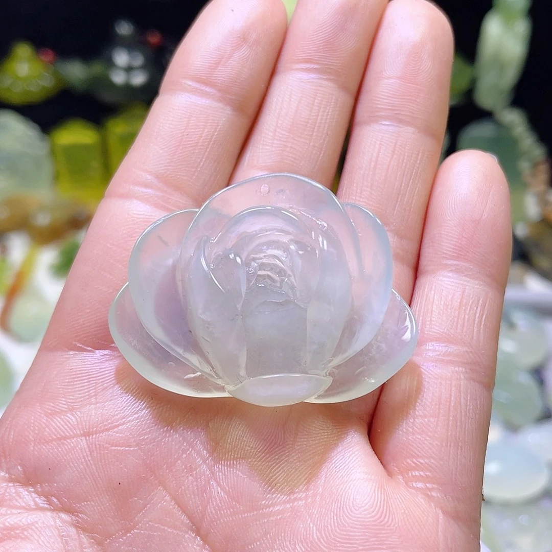 蛇纹石玉未镶嵌颈饰?*