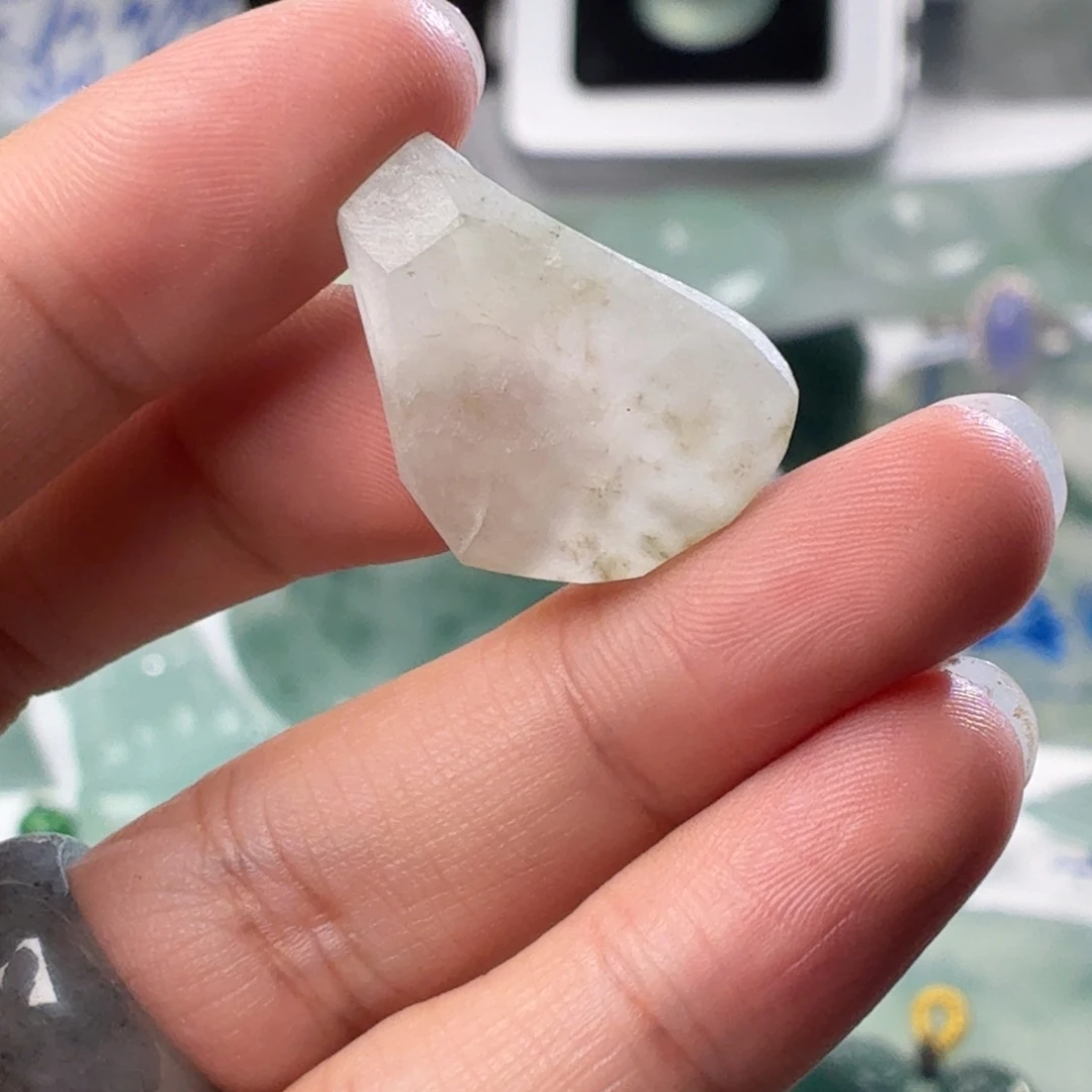未镶嵌定制翡翠天然缅甸翡翠a货冰种小片料