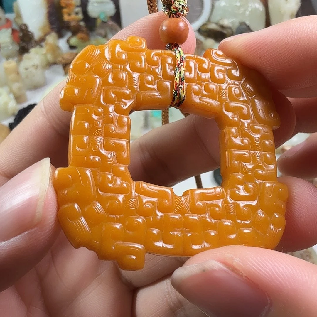 君***下和田玉未镶嵌手链