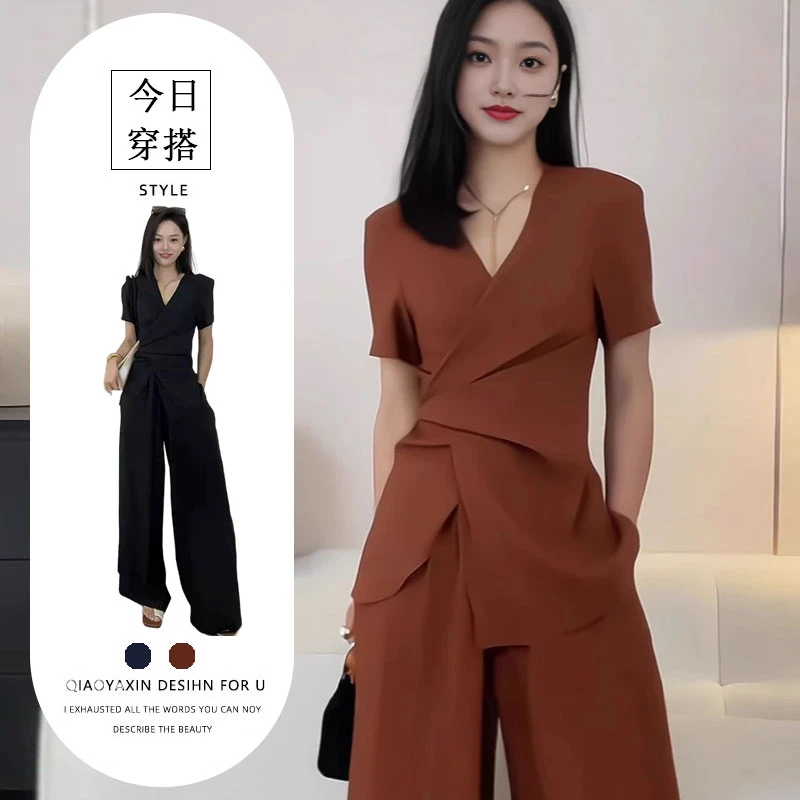 气质时尚套装女夏装搭配一整套2024新款不规则收腰上衣短裤两件套