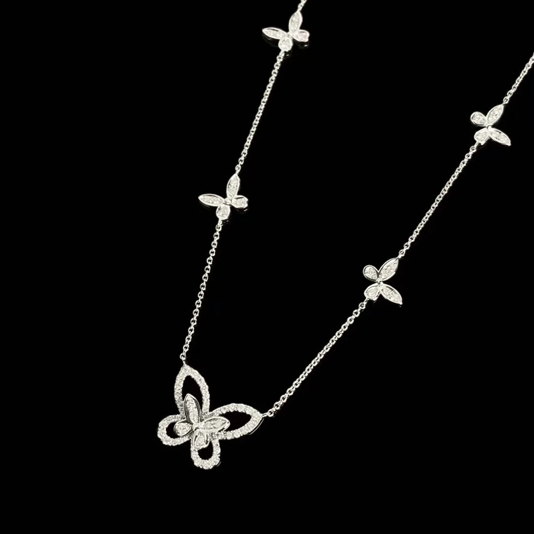 18K金镶嵌钻石 K白五蝴蝶项链 时尚 轻奢 精致