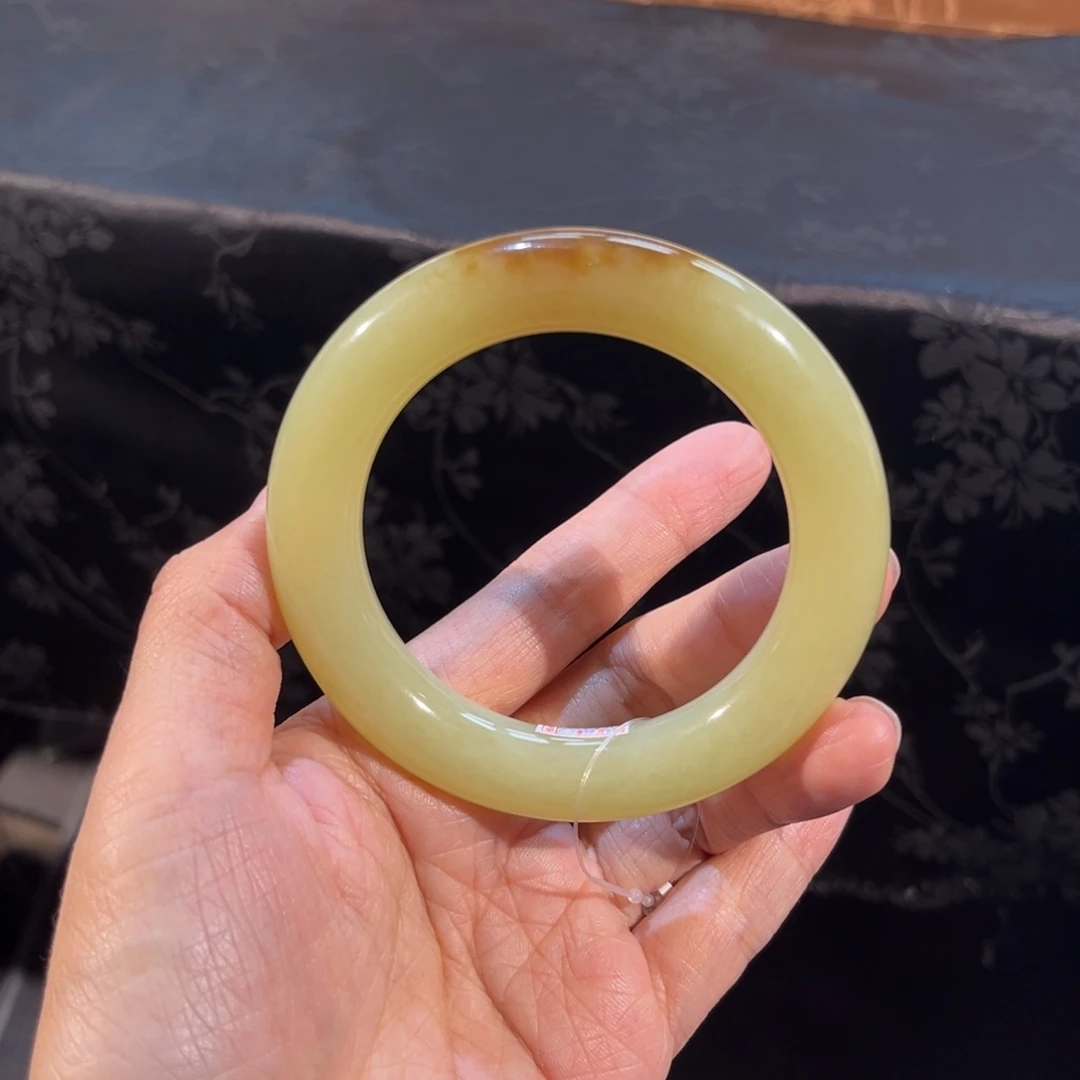 和田玉未镶嵌手镯  「黄口糖」姜黄 胖圆