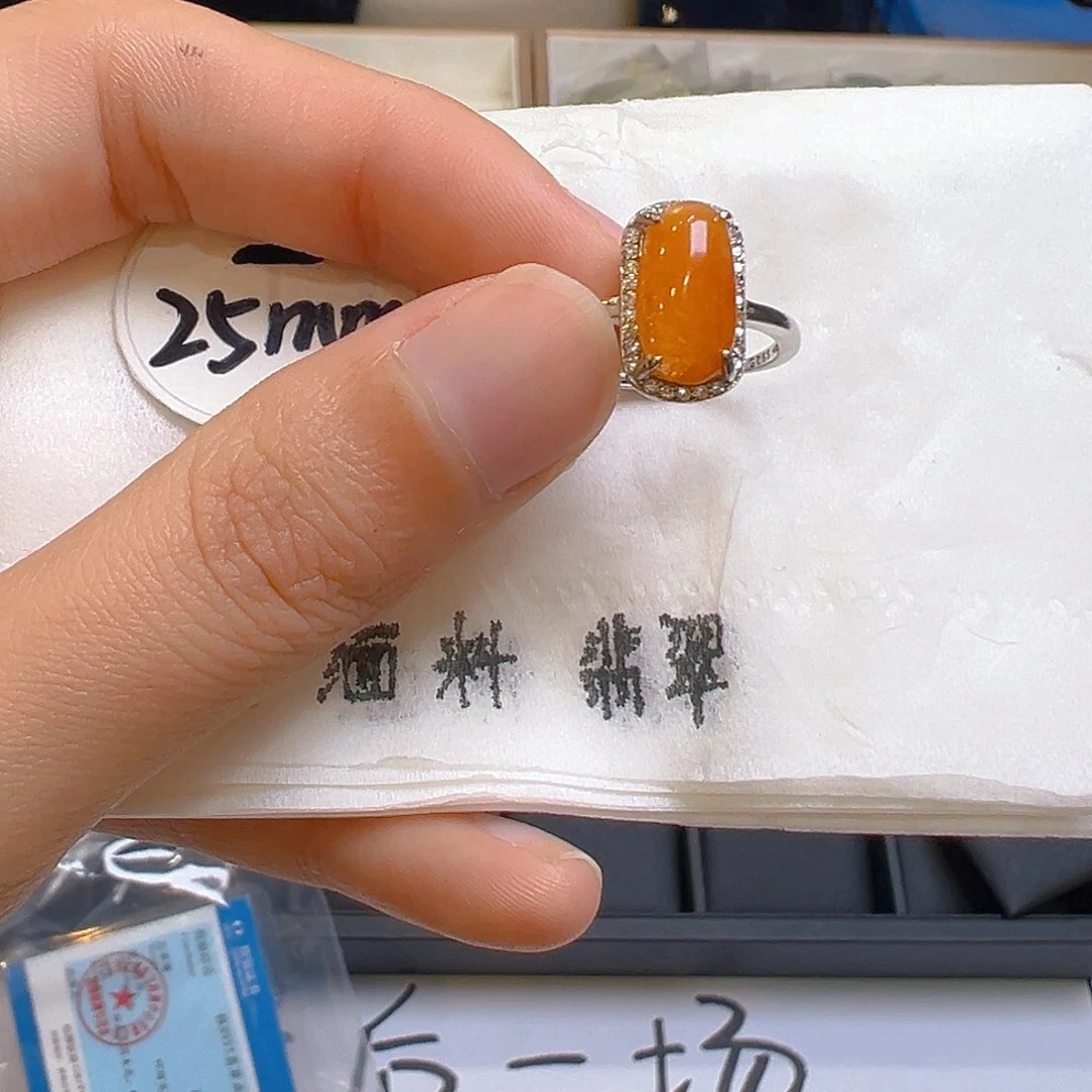 翡翠颈饰银S925镶嵌翡翠