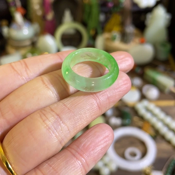 翡翠散珠18.2精品精品精品精品