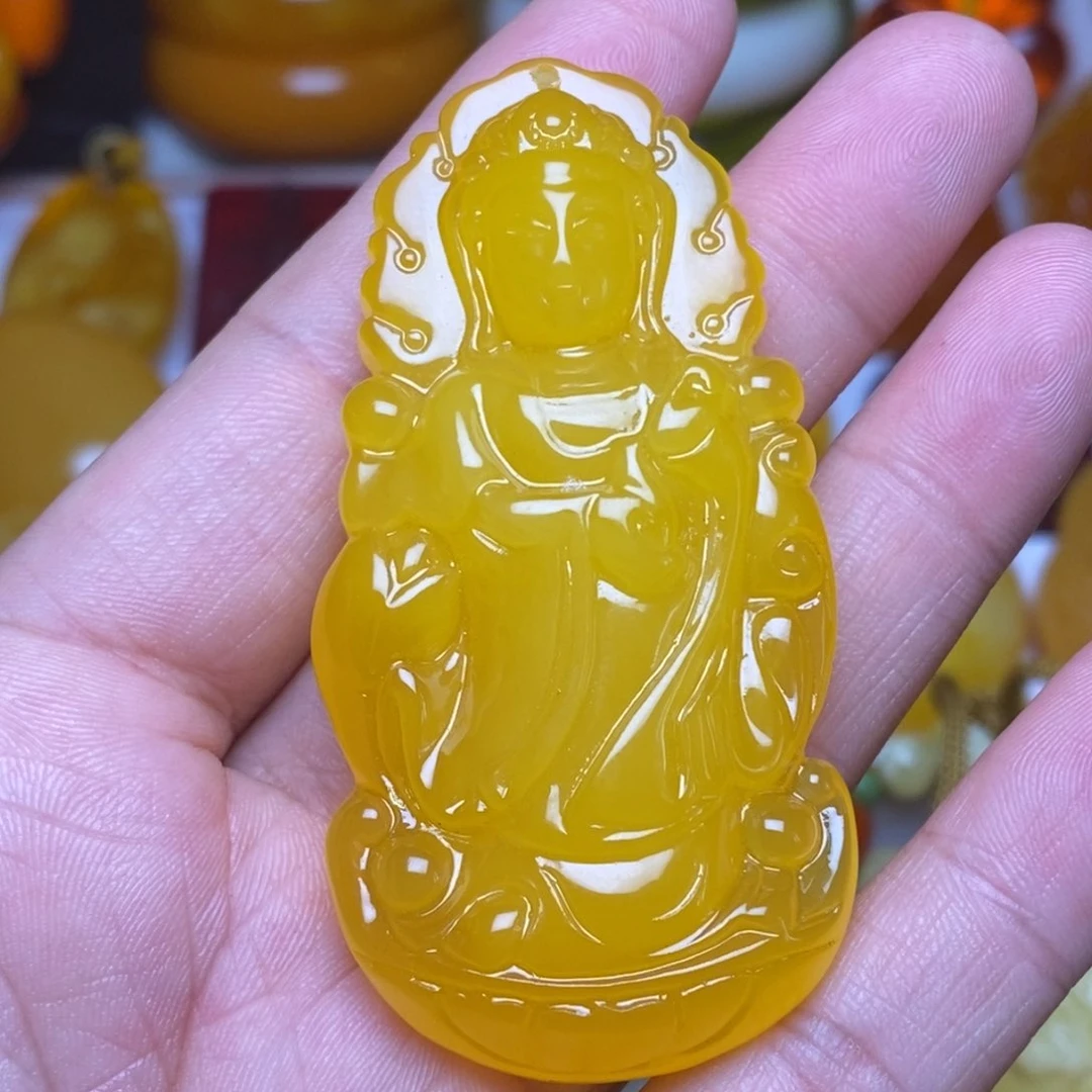 厦***?精美吊坠项链搭配