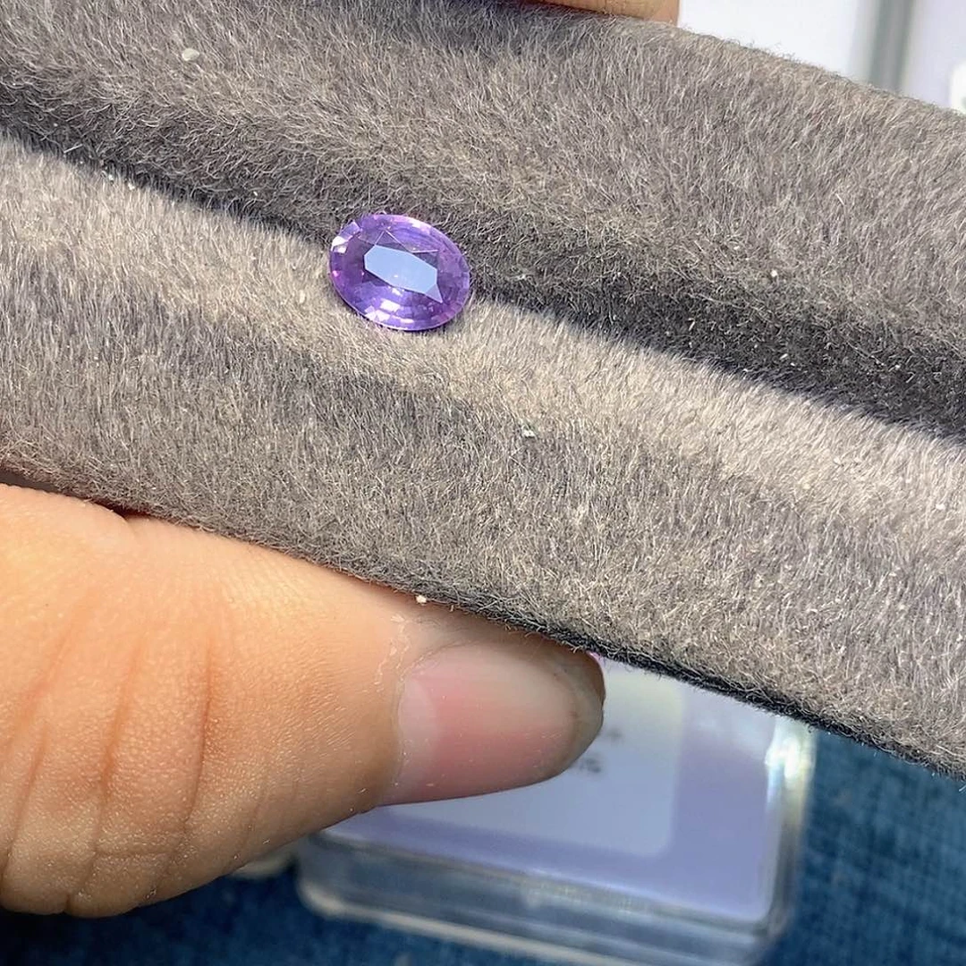 蓝宝石裸石彩色蓝宝石