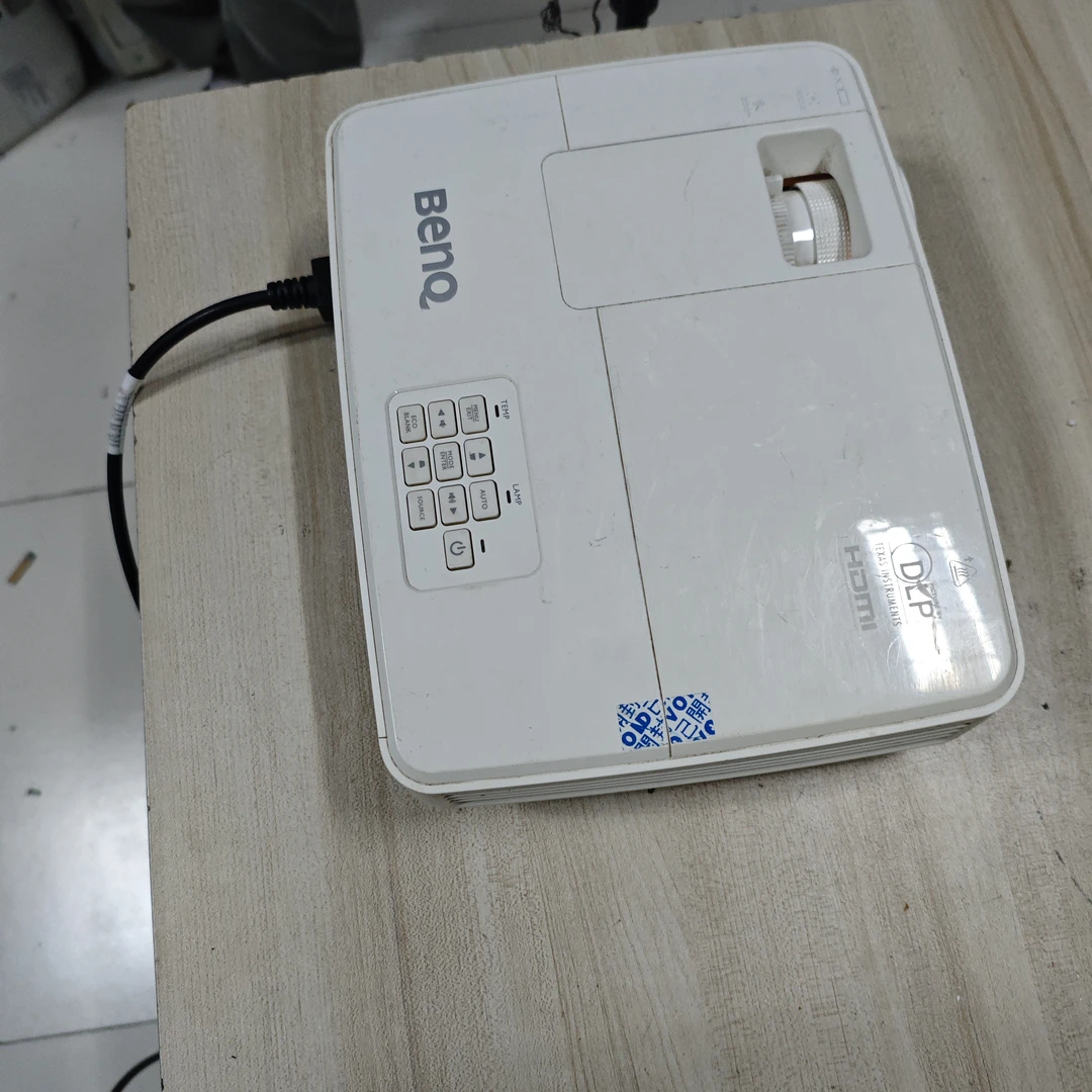 高清明基投影仪运费到付