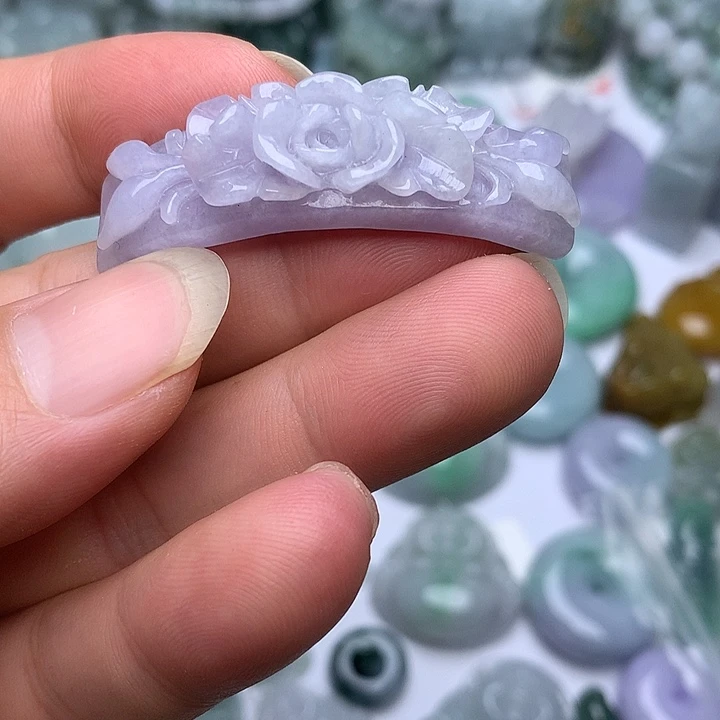 翡翠未镶嵌颈饰天然翡翠