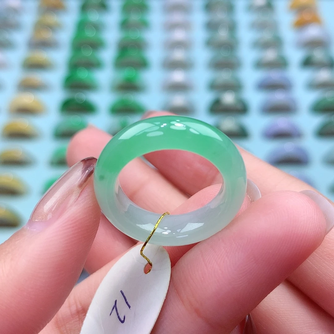未镶嵌戒指翡翠12圈