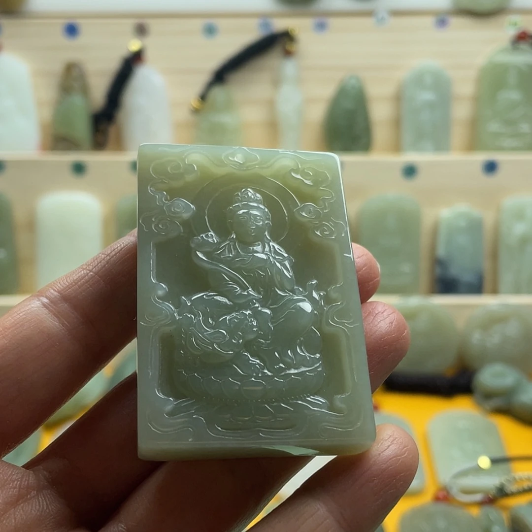 【闪购商品】双面雕守护神吊坠