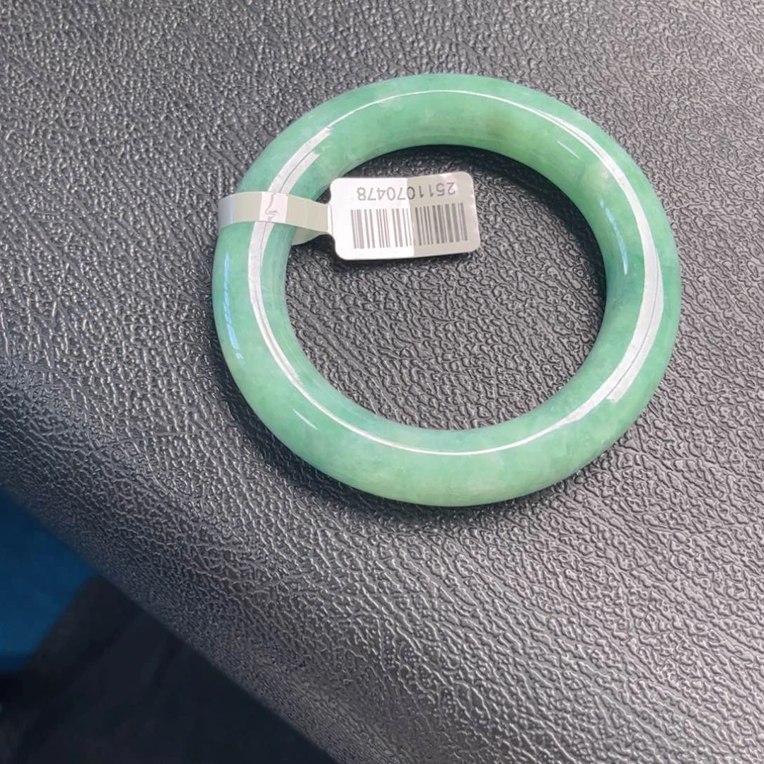 未镶嵌手镯翡翠565758。47