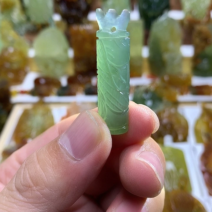 蛇纹石玉未镶嵌珠宝半成品