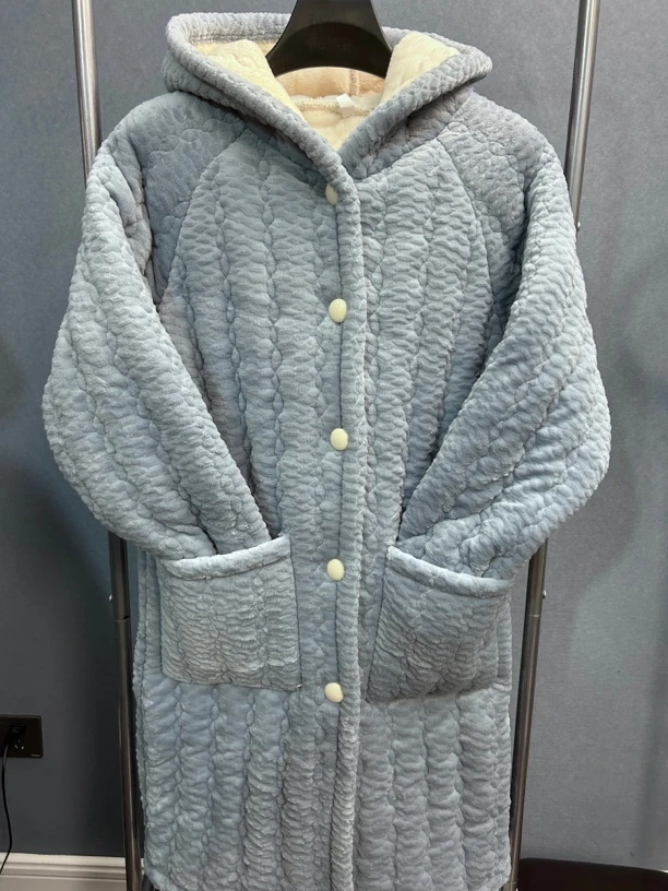 断码清仓 女款牛奶绒加厚 特厚冬季长袍保暖睡衣