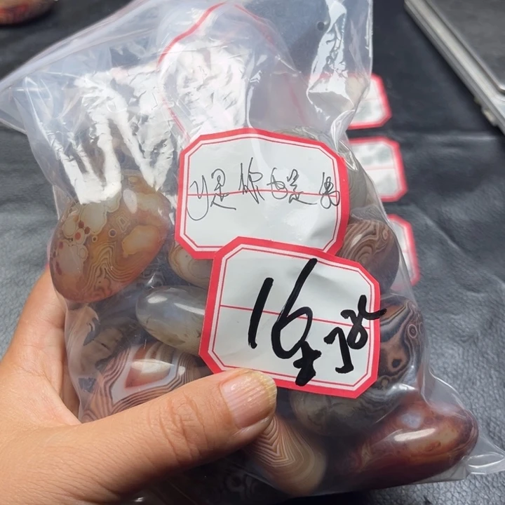 y***我和田玉未镶嵌珠宝奇石