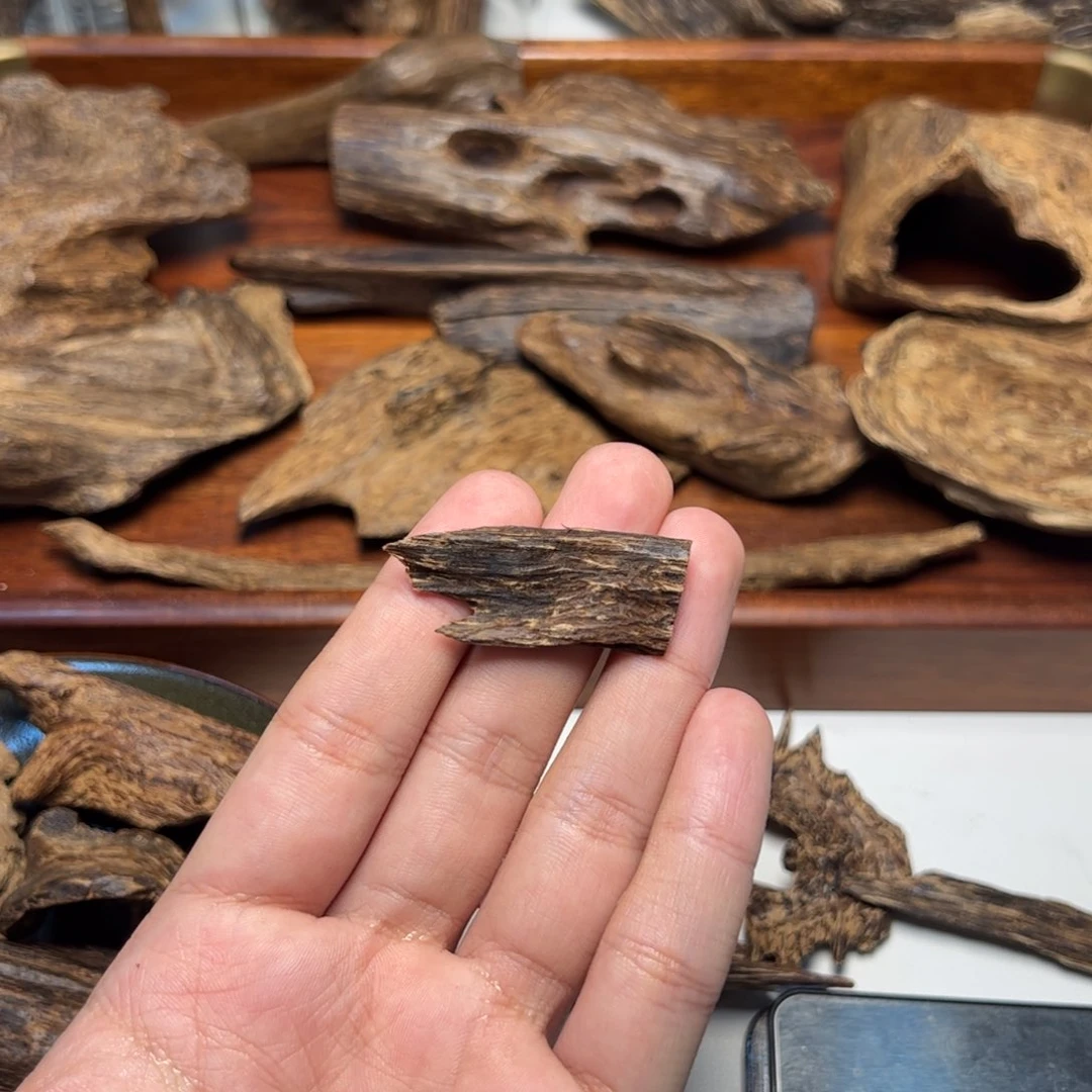 木?****?：加里曼丹沉水1.7克