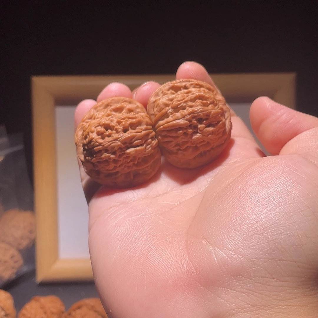 文玩核桃把件40全品汉高楼