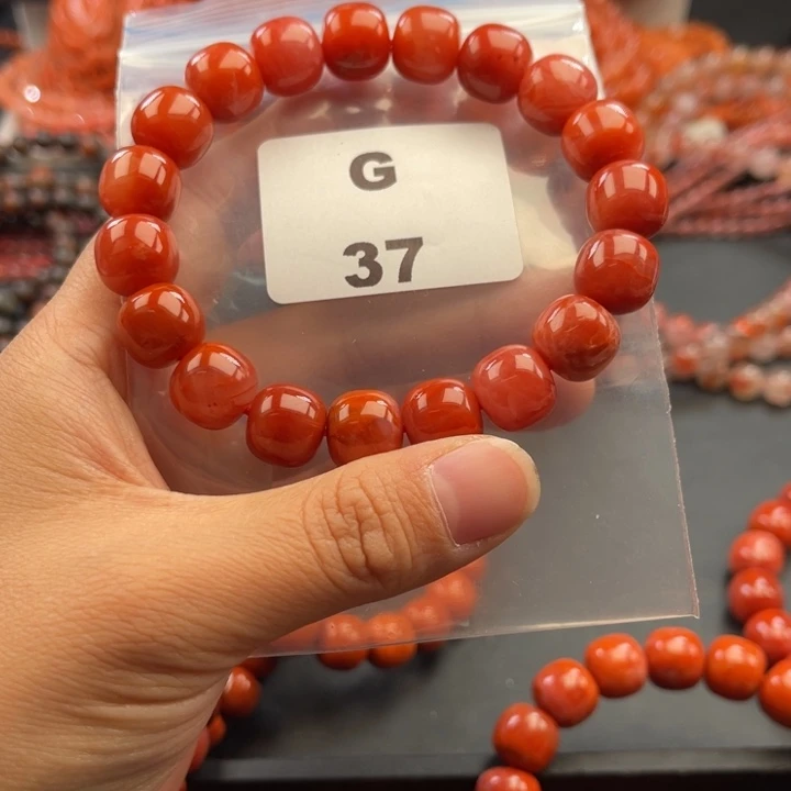 南红玛瑙未镶嵌多样性发货默认微瑕称重12mm