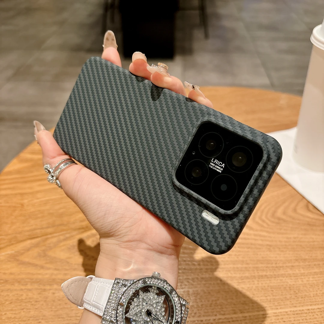 适用小米15Pro内置磁吸碳纤维纹手机壳小米14Ultra凯夫拉13保护套