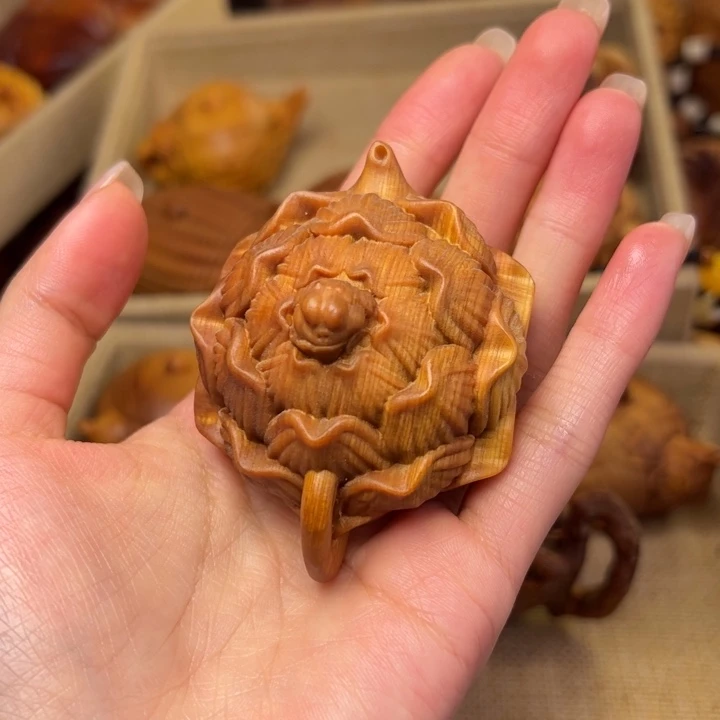 柏木（崖柏）莲花壶