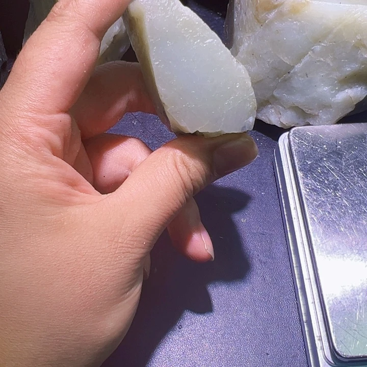 未镶嵌和田玉珠宝半成品