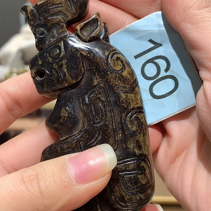 空***人和田玉未镶嵌挂件