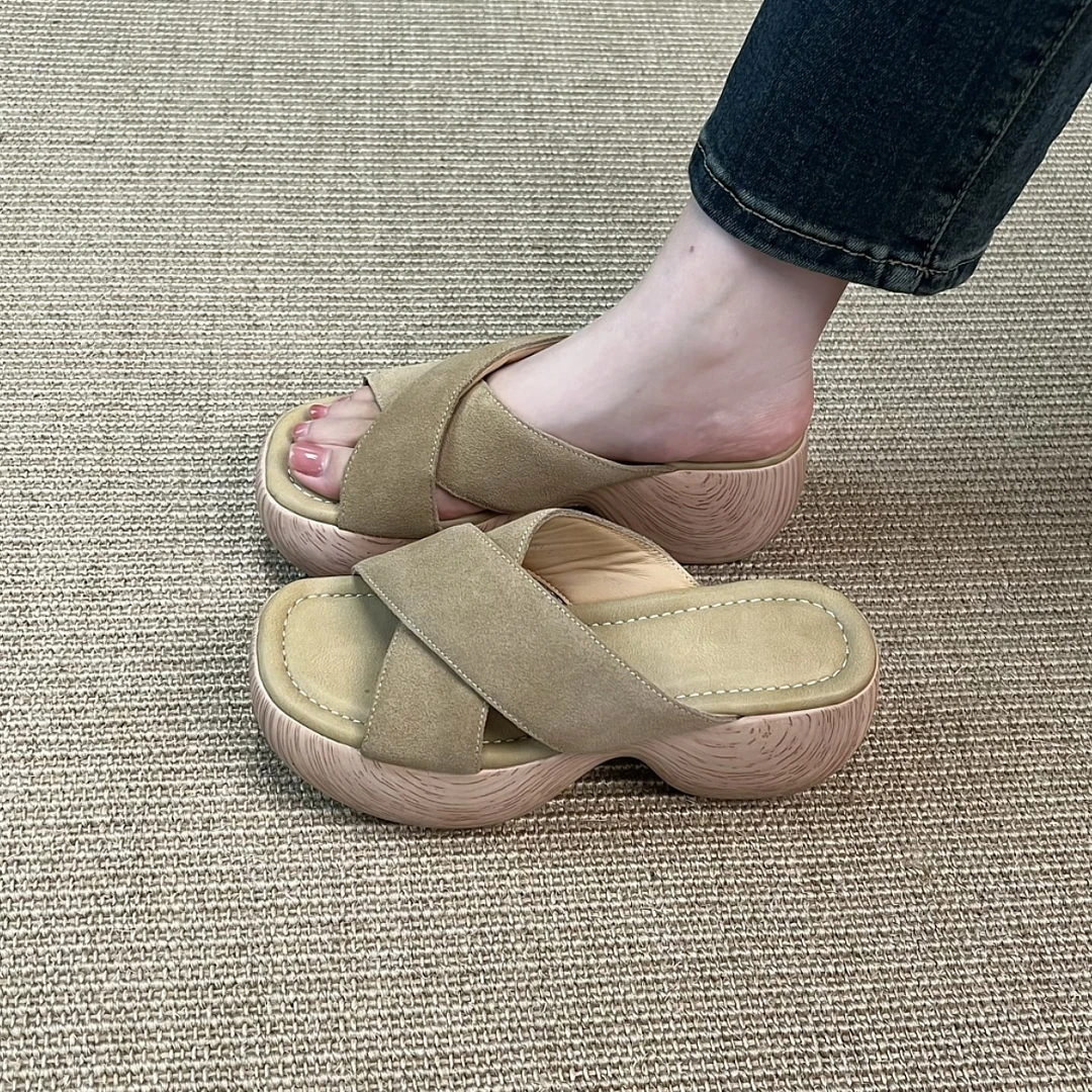 2025夏季新款简约百搭凉拖鞋女7cm粗跟厚底交叉带外穿凉拖鞋女