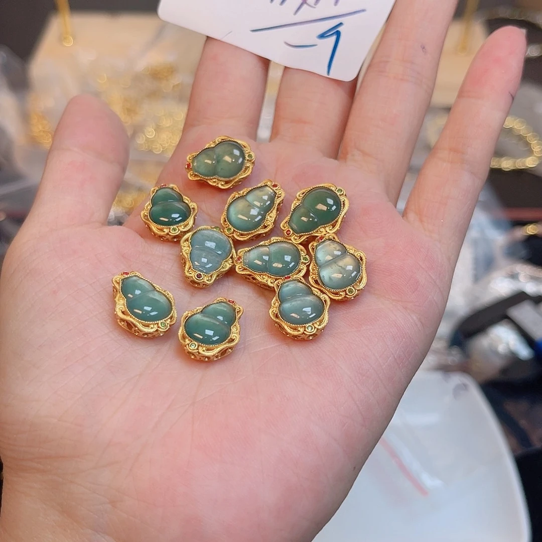 水晶珠宝半成品银S925镀金镶嵌100 。