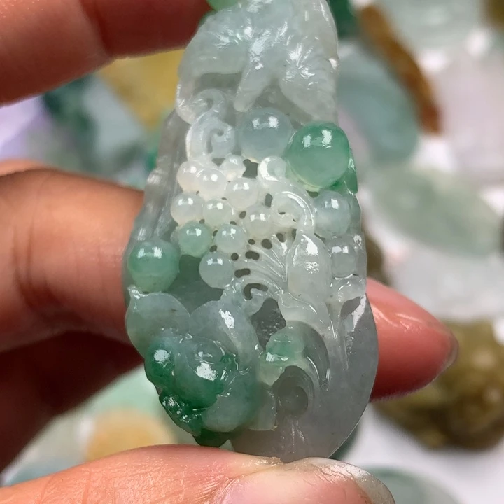 定制翡翠未镶嵌翡翠