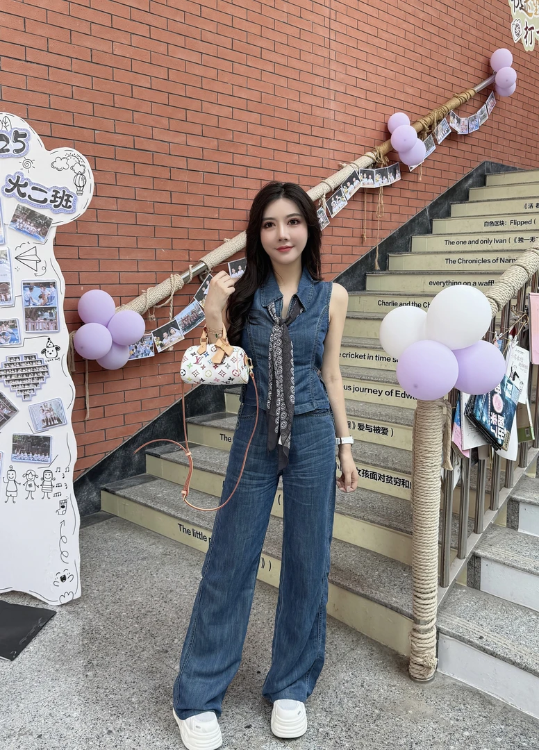 真真：夏季薄款 小个子时尚收腰显瘦高级薄款牛仔时尚套装