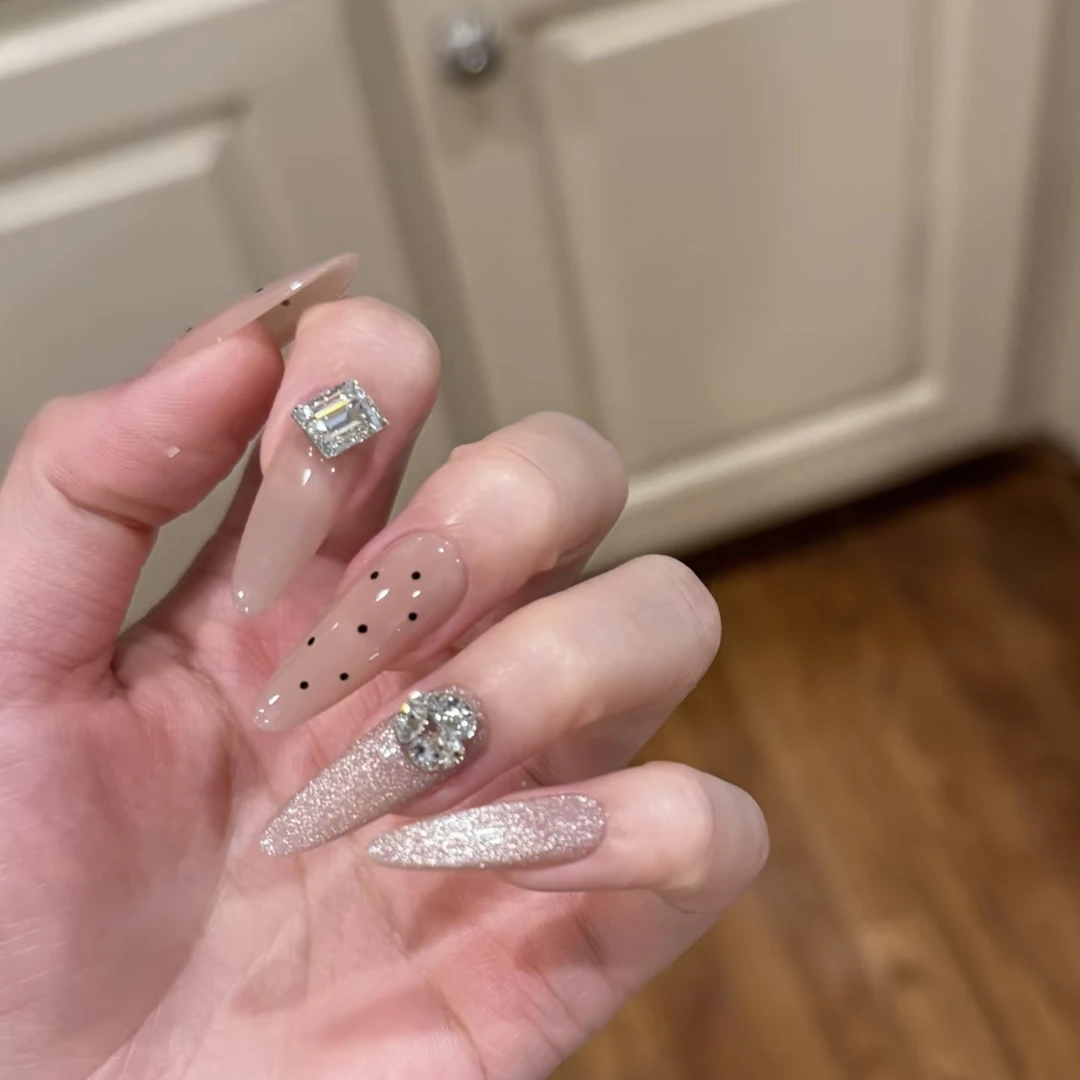 纯手工裸色穿戴甲猫眼闪钻美甲长尖款气质温柔纯欲风高级显白甲片