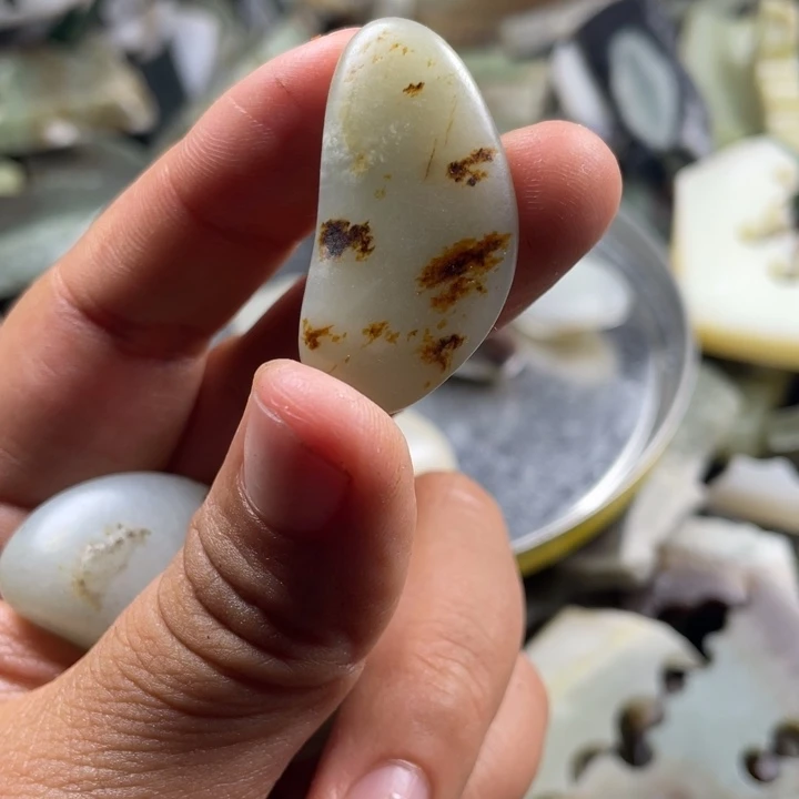 和田玉未镶嵌珠宝奇石实****李