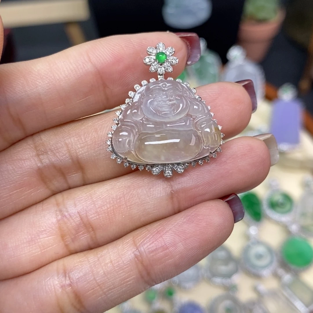 翡翠颈饰18K金镶嵌A货翡翠