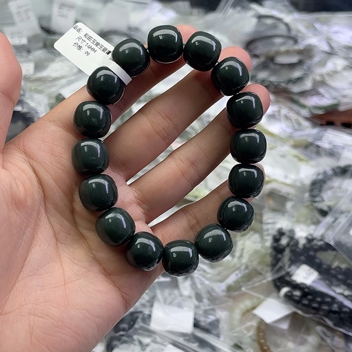 和田玉未镶嵌手串