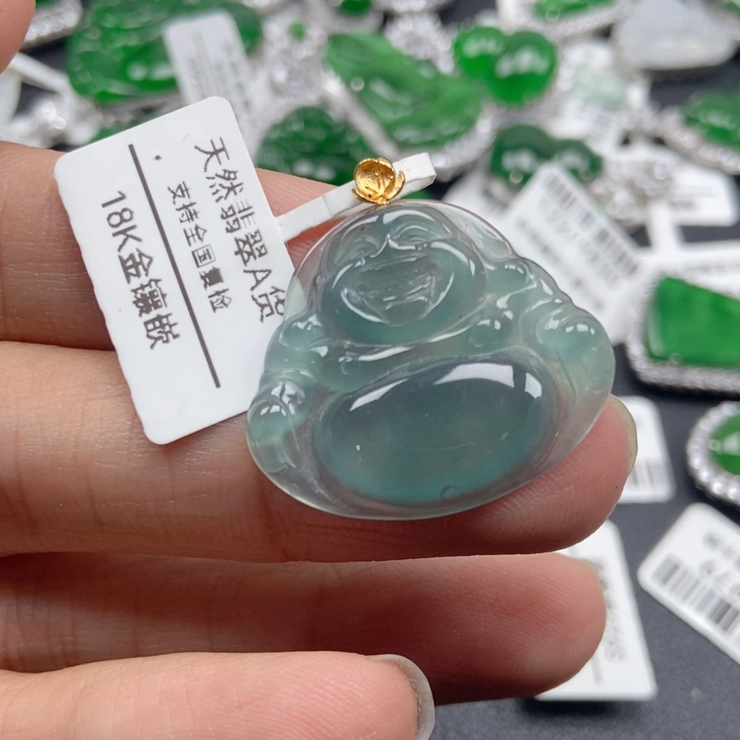 翡翠18K金镶嵌颈饰