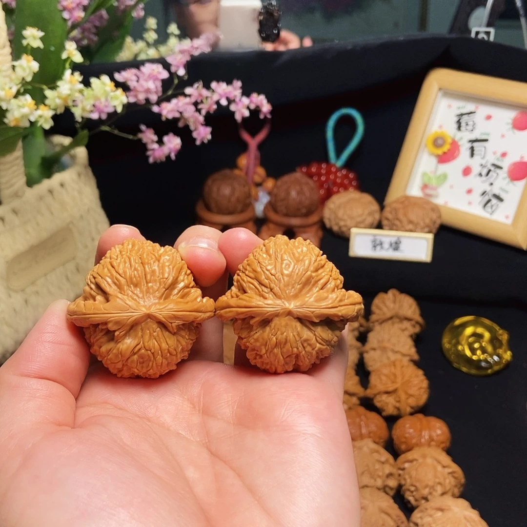 吊坠文玩核桃43闷白