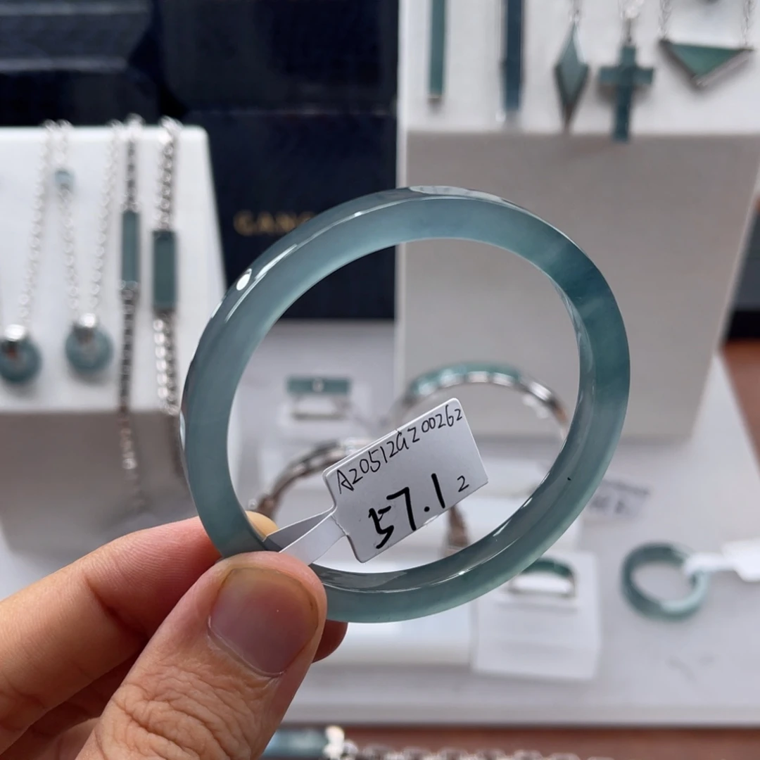 翡翠未镶嵌手镯57.12