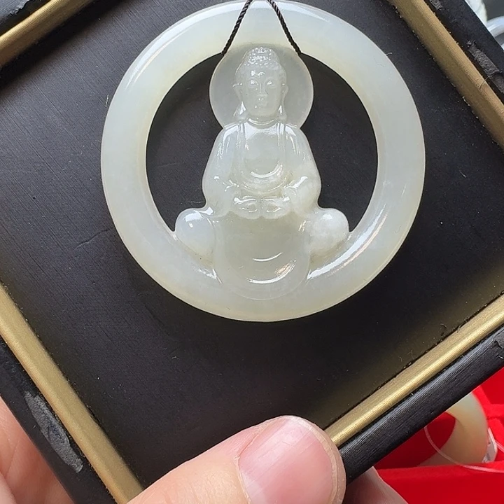 和田玉未镶嵌颈饰观音