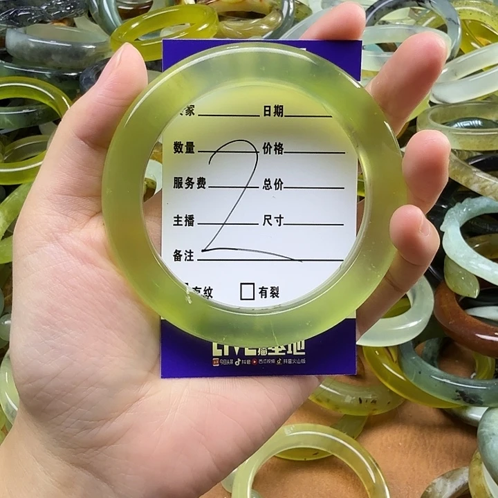 爱***丝蛇纹石玉未镶嵌手镯