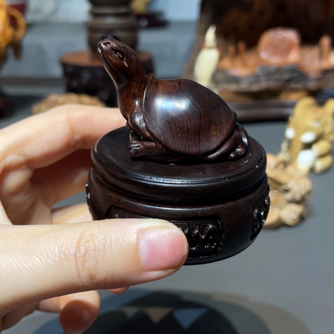 黄花梨/降香黄檀小乌龟摆件工艺品