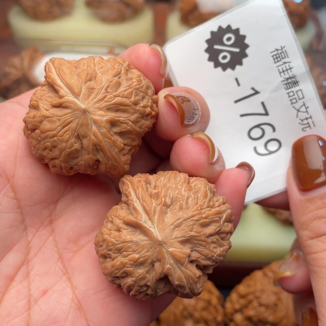 文玩核桃把件37精配铁锤妹妹