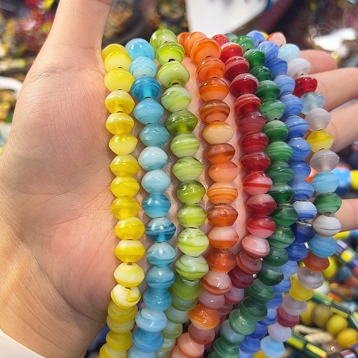 玻璃颈饰尼泊尔琉璃颜色随机一条（或者喊我选）