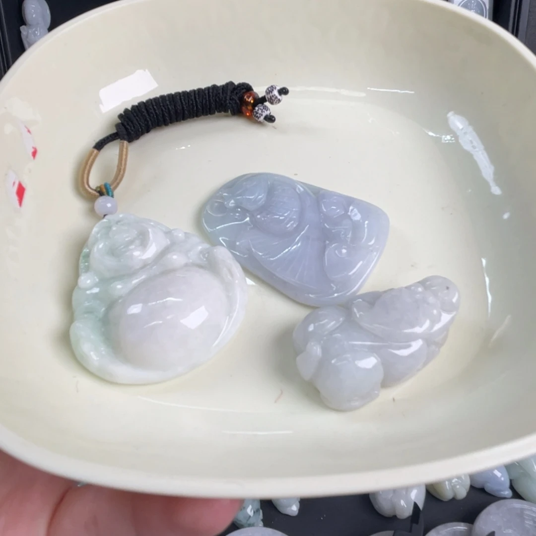 欣***E翡翠未镶嵌吊坠(不含链)