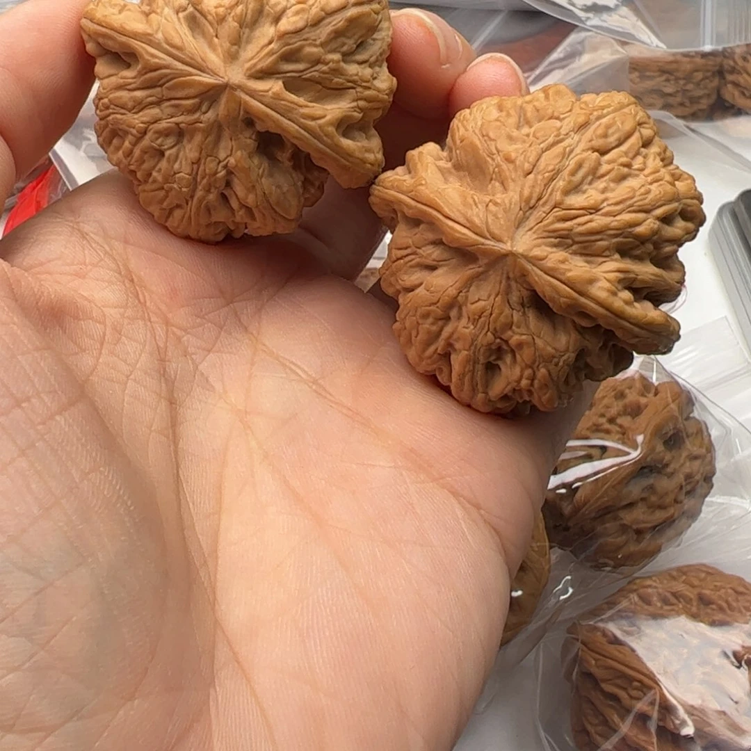 文玩核桃吊坠?**北粗筋