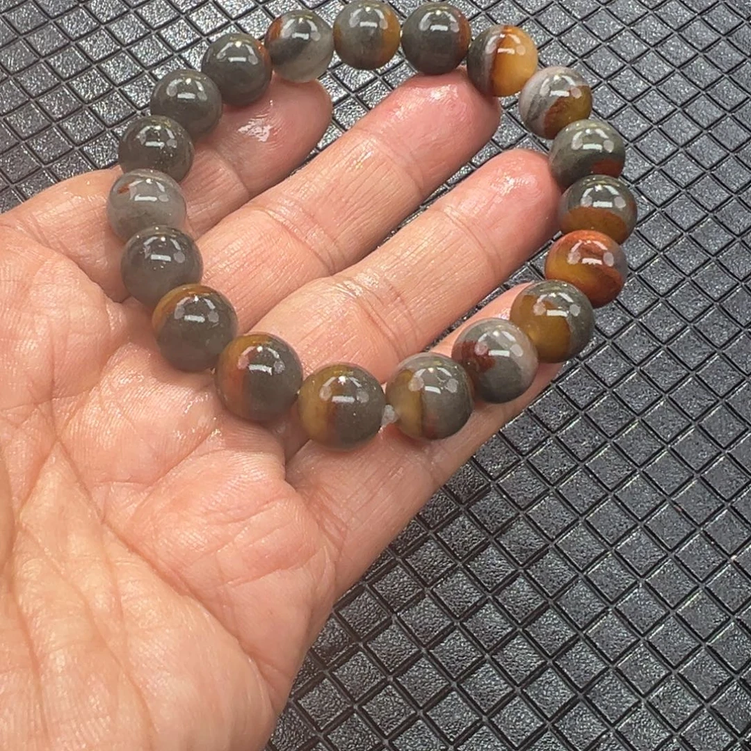 石英质玉未镶嵌颈饰