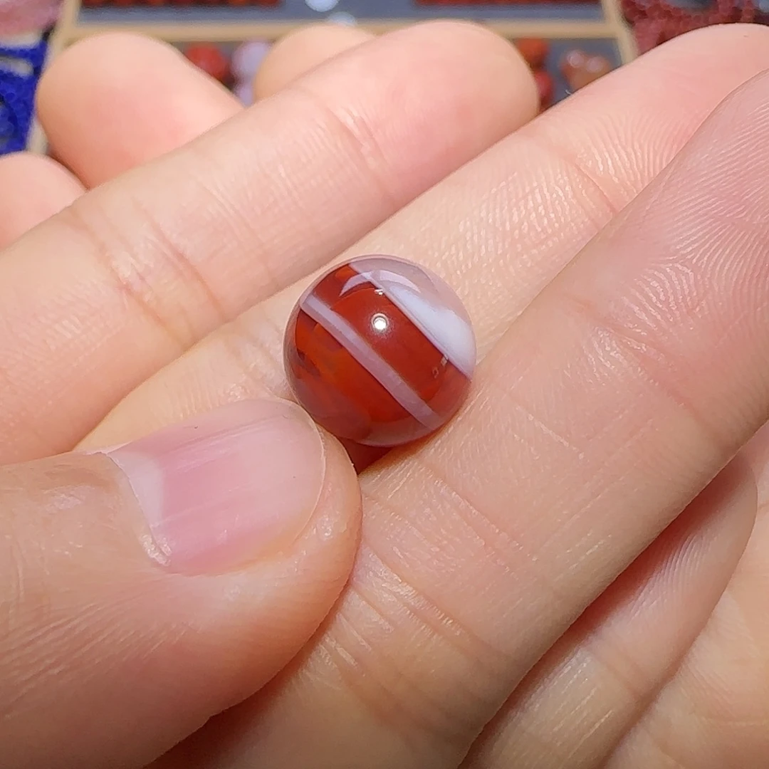 未镶嵌南红玛瑙珠宝奇石